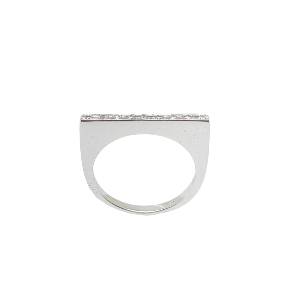 White gold eternity ring k18 with flush diamonds and 